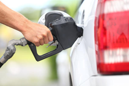 新经济时代：新型合成燃料可帮美国消除原油依赖，石油或因此靠边站